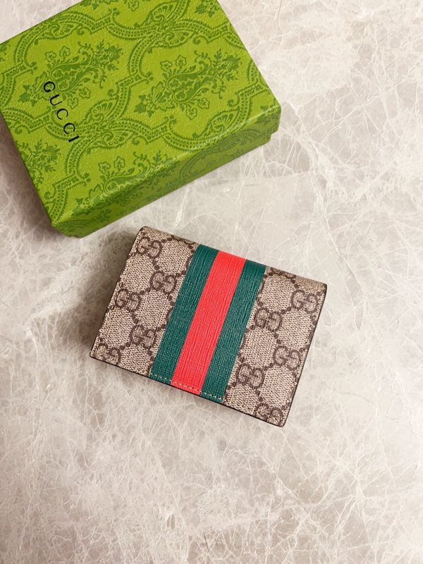 グッチ財布 レプリカ側面デザイン